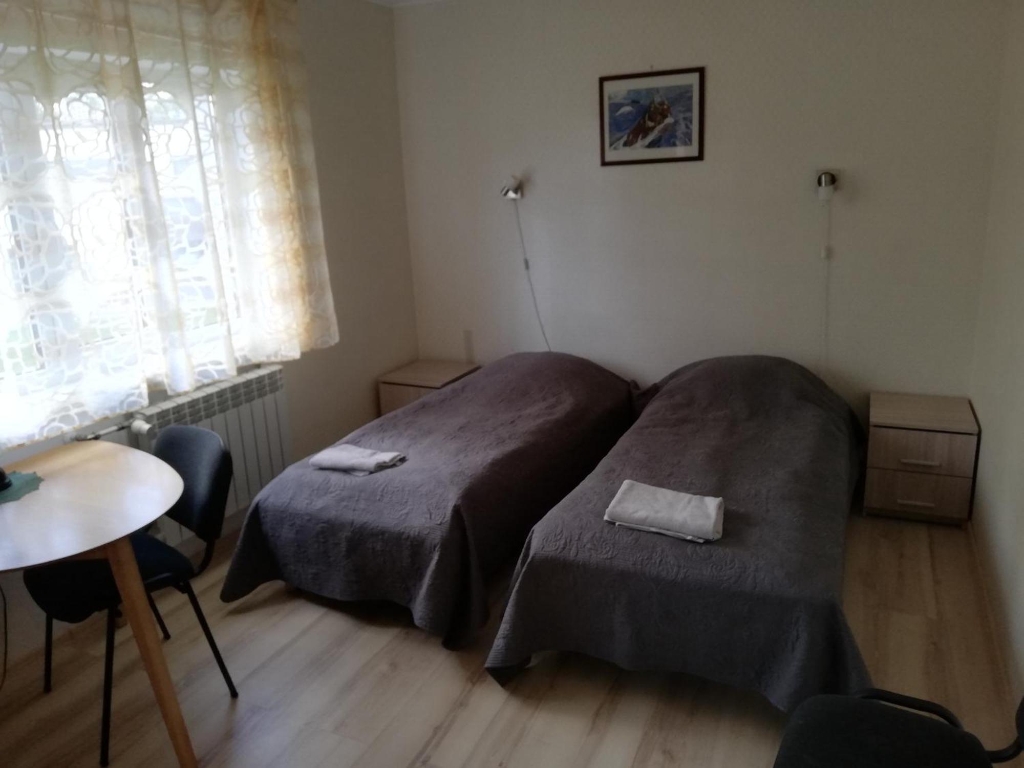 Oti Guest house *